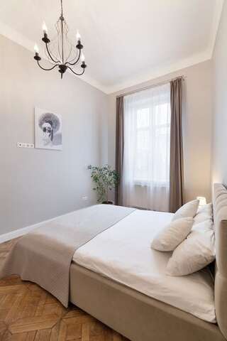 Апартаменты Chopin Apartment in the center of Lviv Львов Апартаменты-6